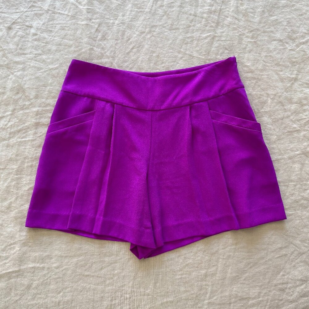 Loft Pleated Wide Leg Shorts
